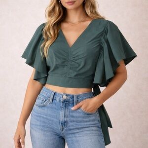 Mulla NEW WITH TAGS Cropped Tie Back Top Large